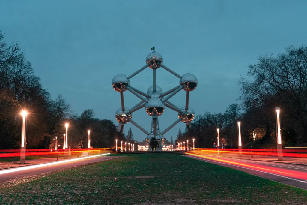 gece atomium