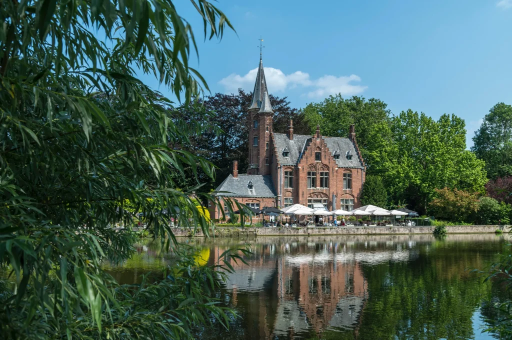 visit bruges minnewater park